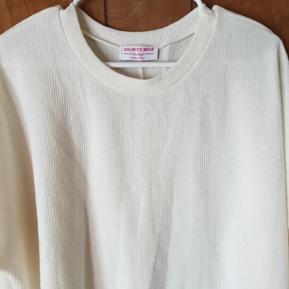 Discount divas off white crew neck pullover sweater size L - Picture 3 of 4